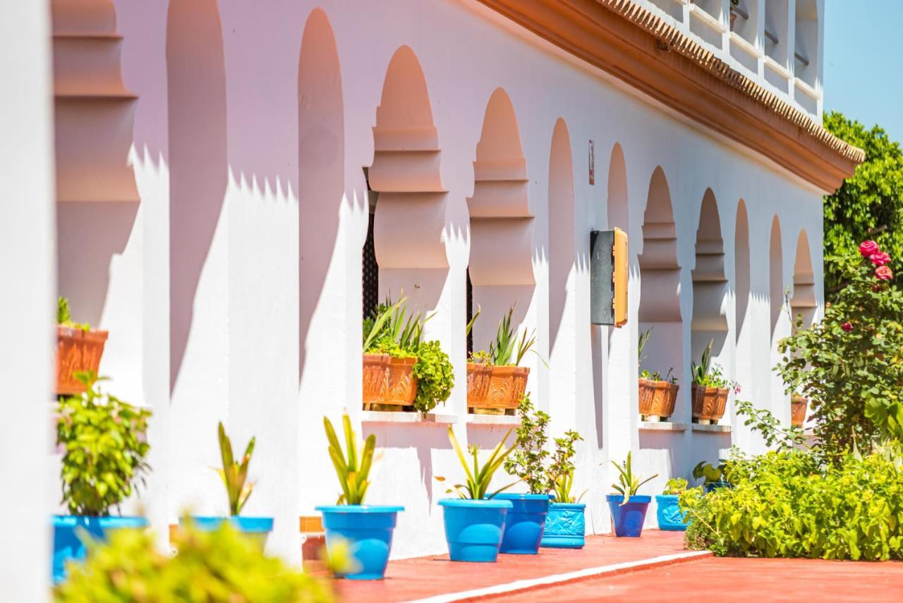 Hostal Alhambra Zahora Bagian luar foto