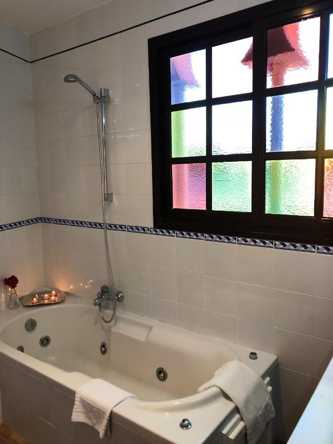 Hostal Alhambra Zahora Bagian luar foto