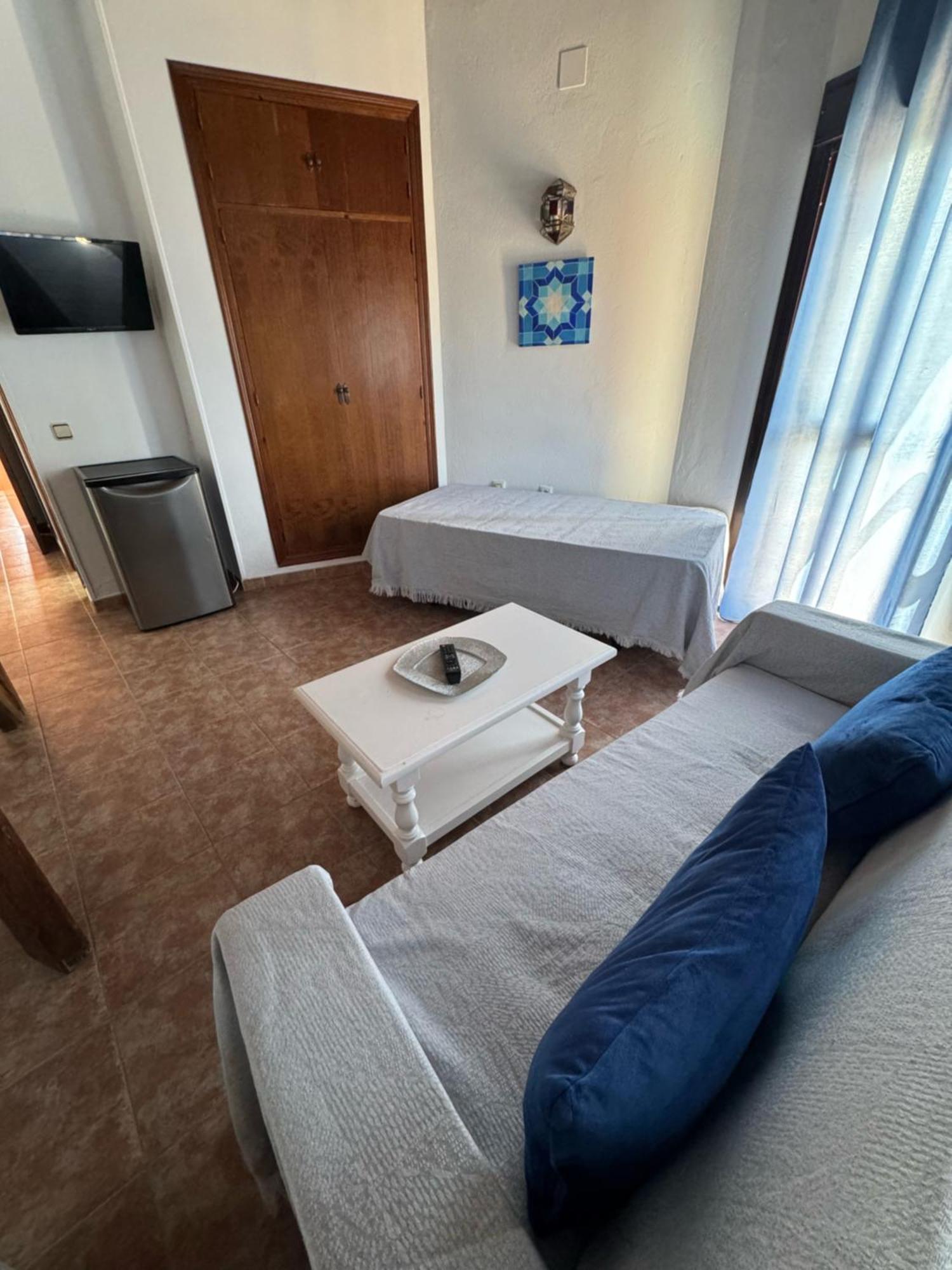 Hostal Alhambra Zahora Bagian luar foto